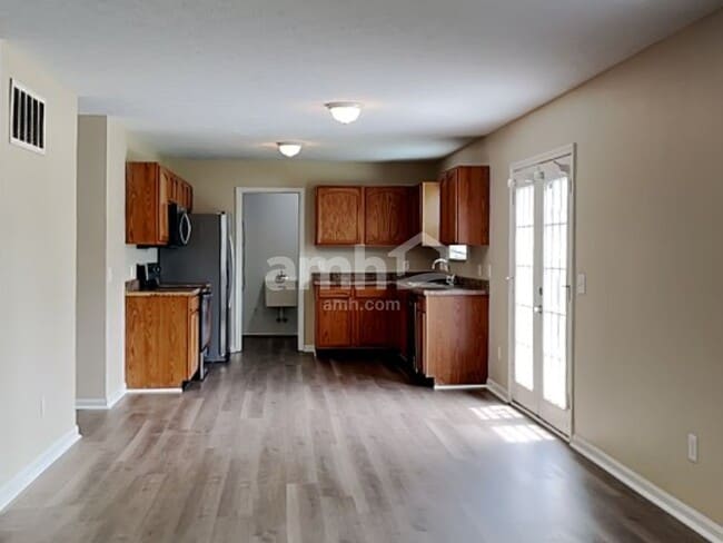 Building Photo - 10825 Spring Green Dr