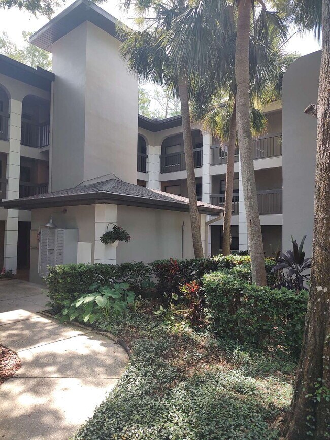 Building Photo - "$200 move in special!! 2-Bed, 2-Bath Cond...