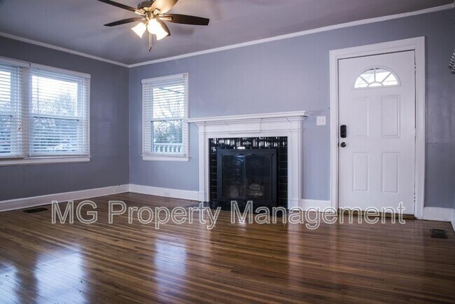 Building Photo - 2401 Greenland Ave