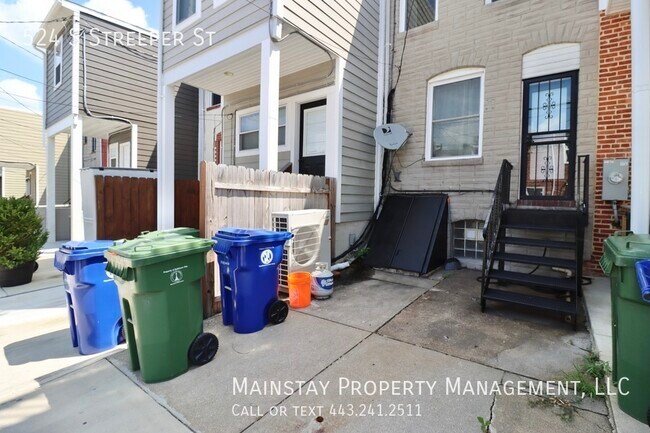 Building Photo - 2 Bed Rowhome in Prime Canton Location!