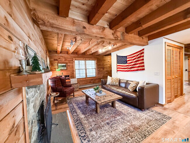 Building Photo - 37 Harris Rd