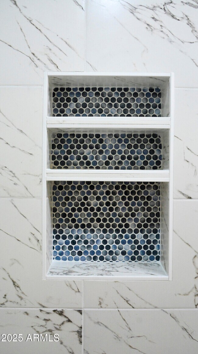 Building Photo - 14801 N Agua Fria Dr