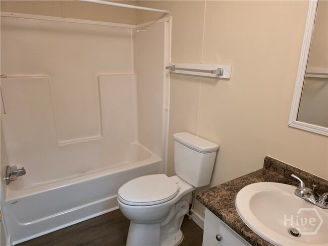 Building Photo - 311 Mockingbird Dr
