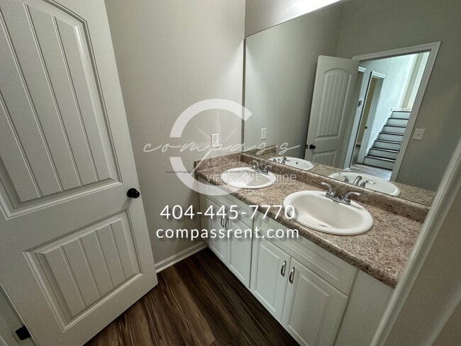 Building Photo - 9465 Pebble Creek Ct