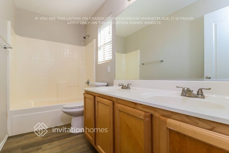 Building Photo - 2437 W Spencer Run