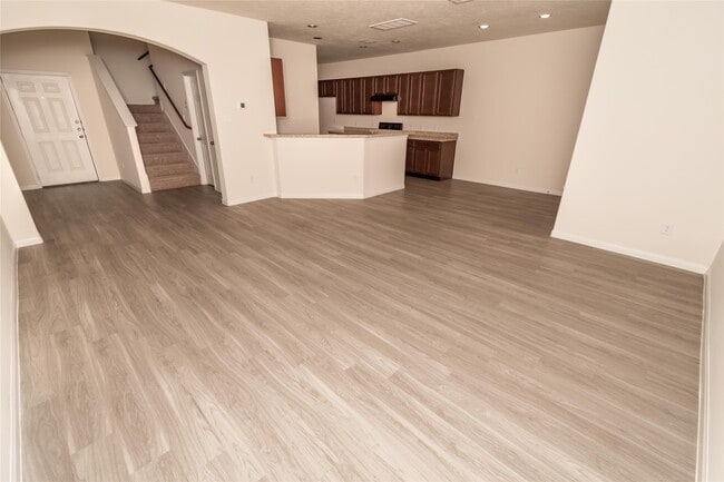 Building Photo - 3918 Calgary Cir