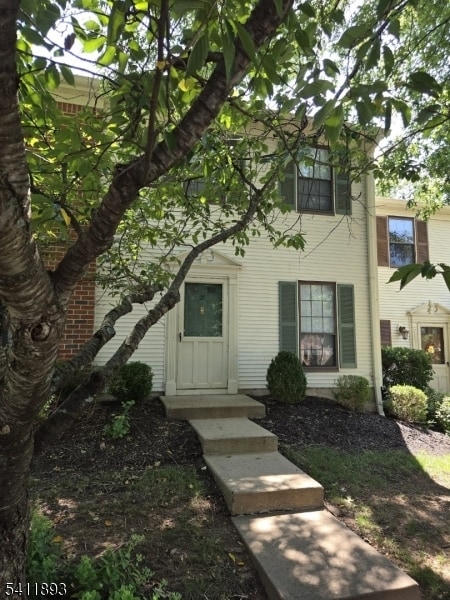 Building Photo - 27 Woodward Ln