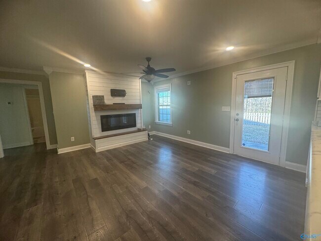 Building Photo - 20456 Pheasant Dr