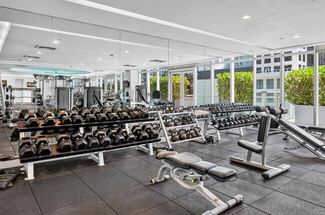 Building Photo - 500 Brickell Ave