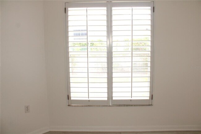 Building Photo - 1702 Fairway Trce