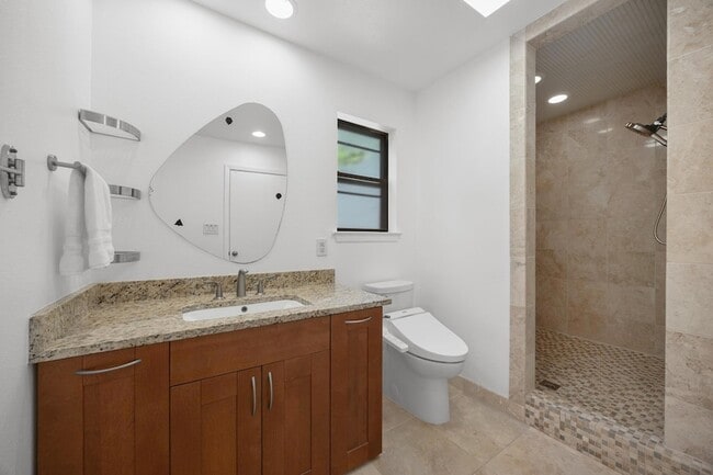 Building Photo - 11532 Spicewood Pkwy
