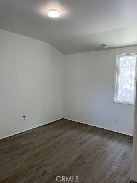 Building Photo - 5946 Dagwood Ave