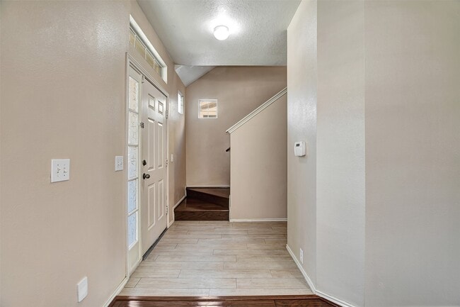 Building Photo - 23624 Wildwood Green Way