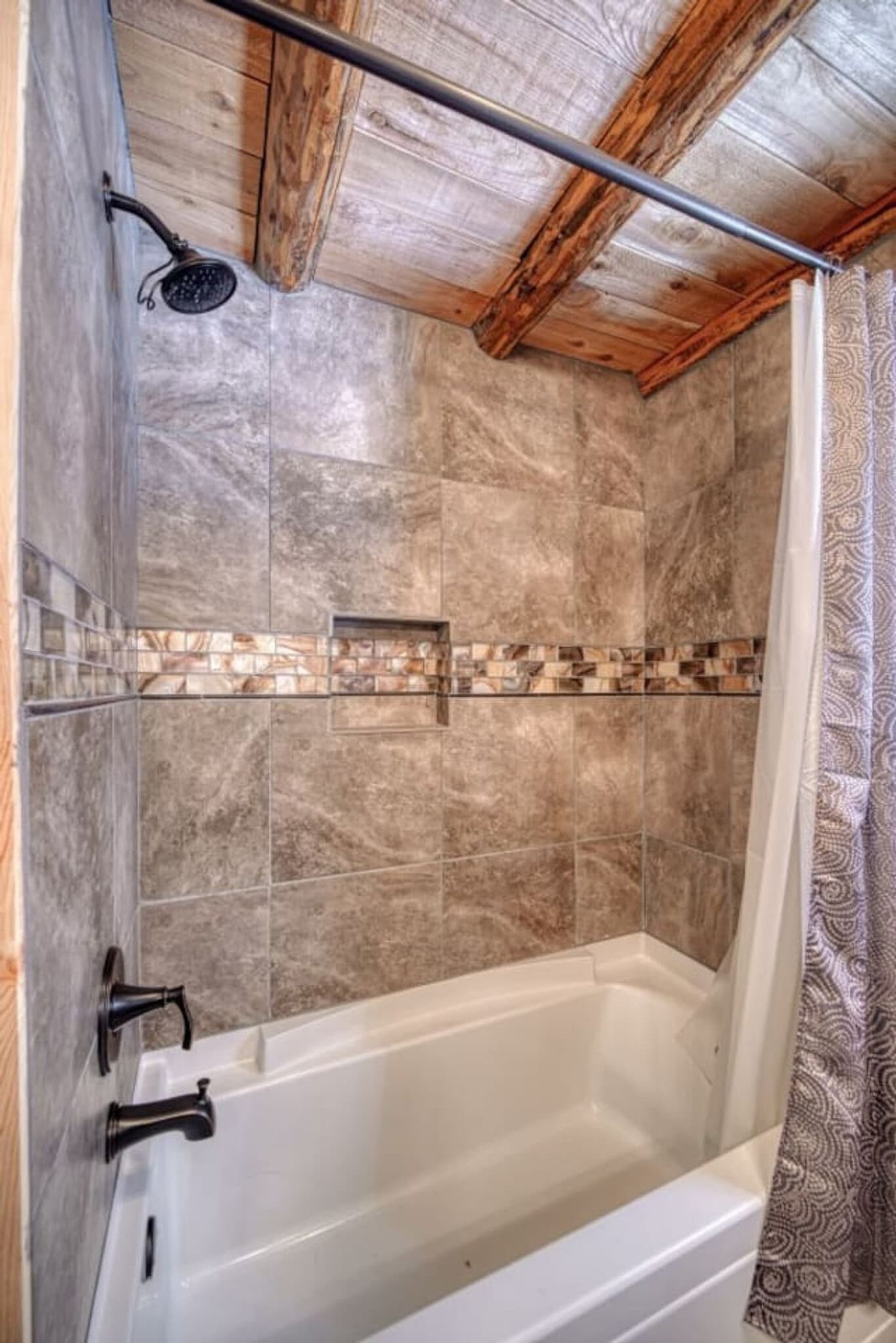 Building Photo - 3980 Bootjack Dr