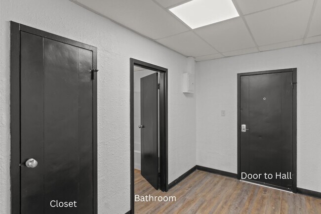 Building Photo - 164 Forsyth-Taneyville Rd