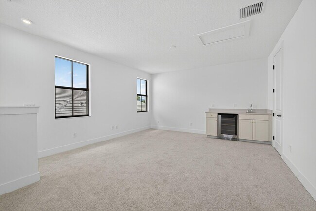 Building Photo - 9512 St Germain Dr