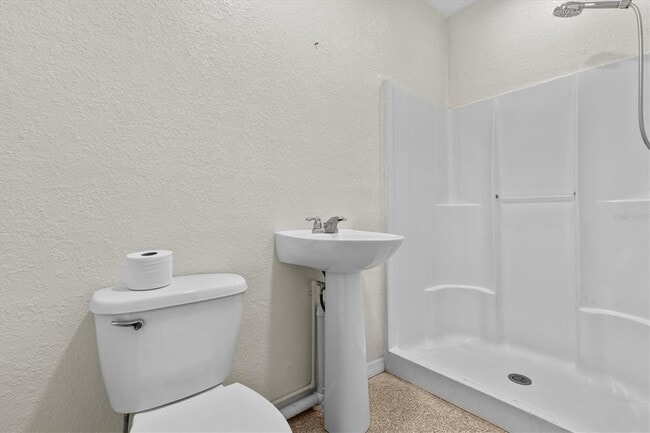 Building Photo - 1520 Jade Ln