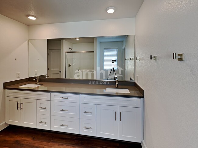 Building Photo - 2846 Hot Cider Ave