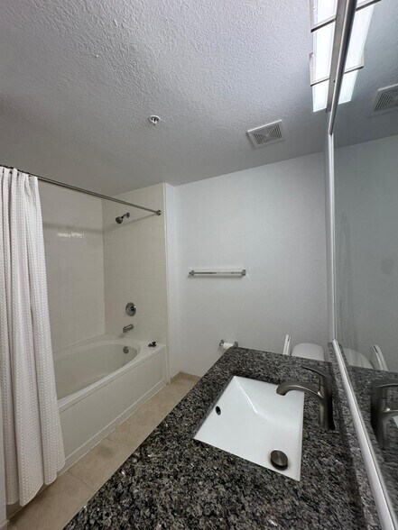 Building Photo - 2726 Anzio Ct