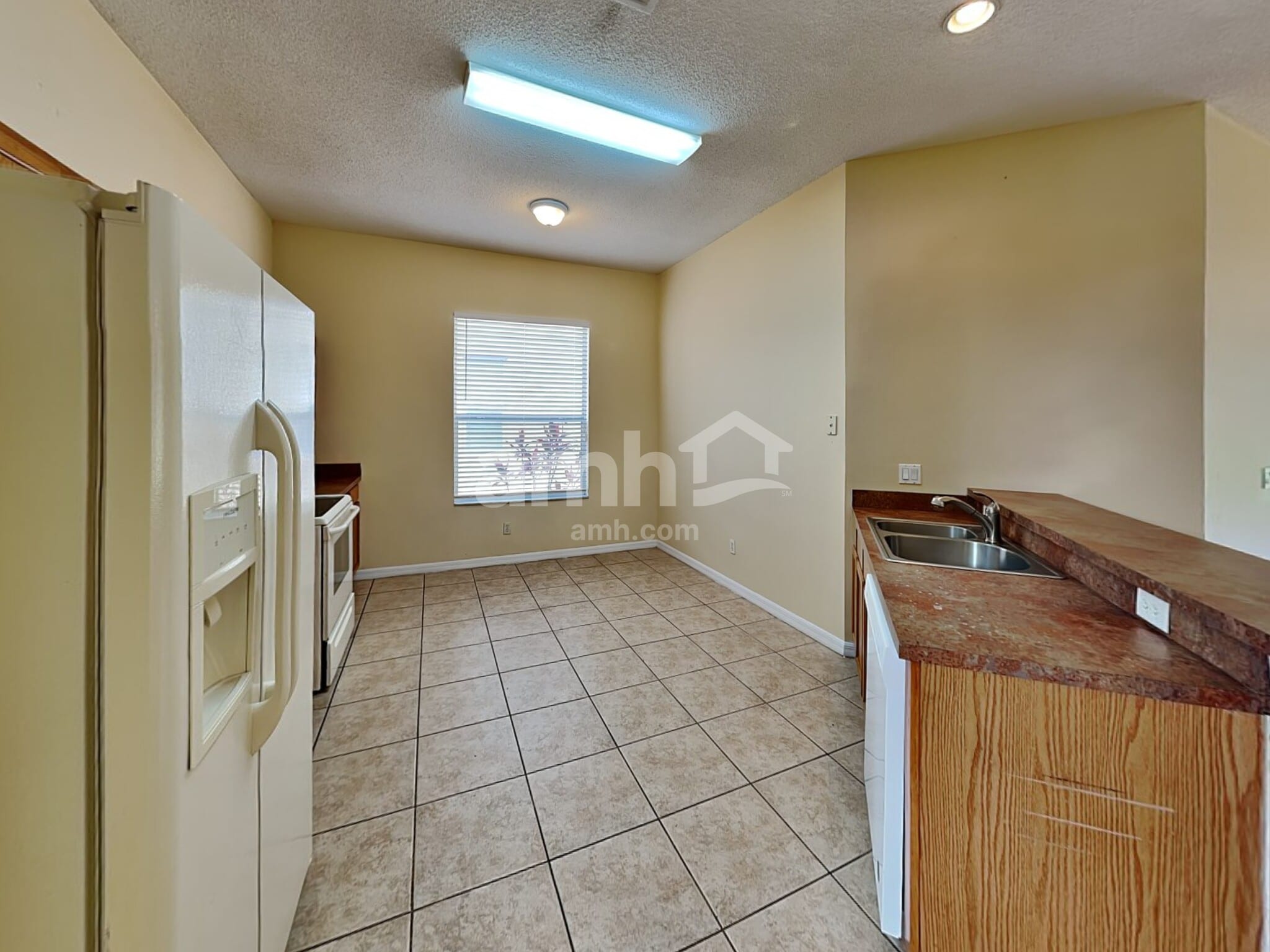 Building Photo - 1042 Raining Meadows Ln