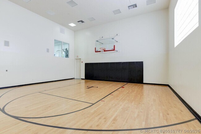Building Photo - 99 SE Mizner Blvd