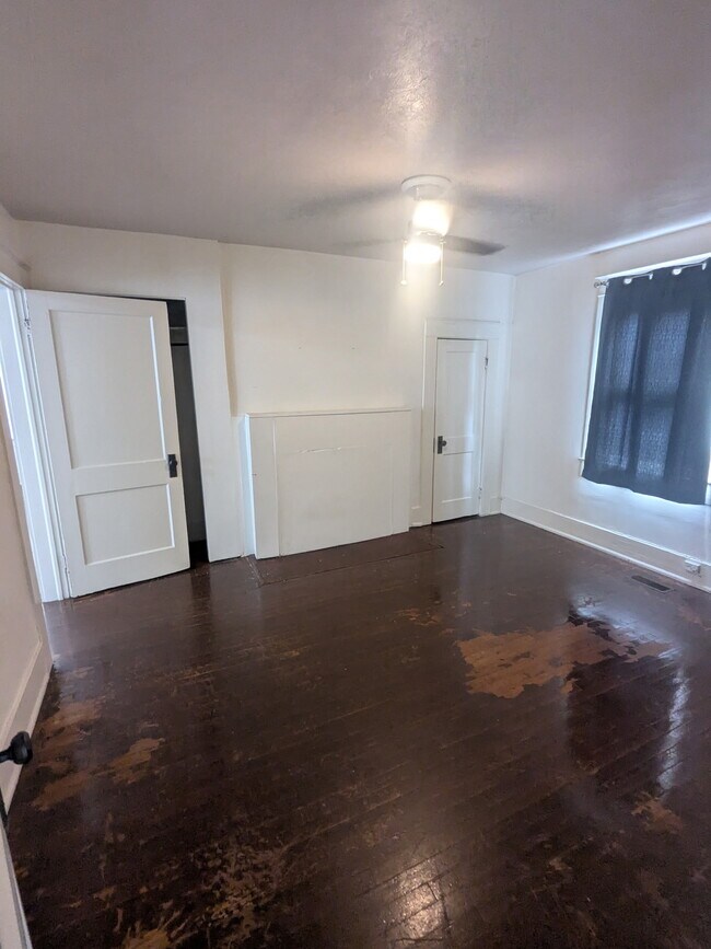 Building Photo - 816 Goldwire St SW