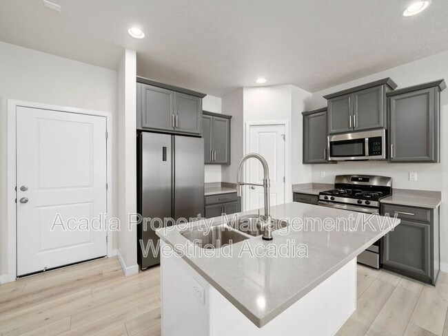 Building Photo - 15083 S Reins Wy