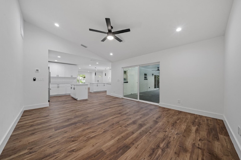 Building Photo - 12335 Yellow Rose Cir