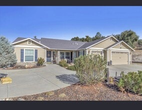 Building Photo - 46347 Opah Dr