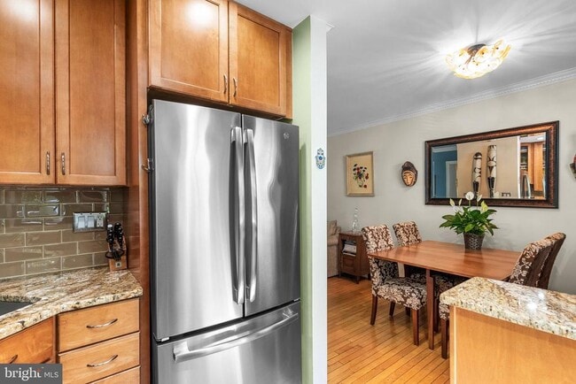 Building Photo - 303 Mt Vernon Ave