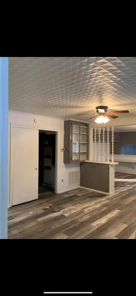 Building Photo - 308 Joseph St