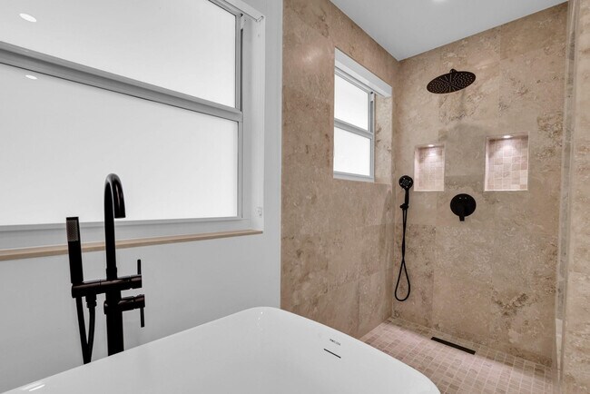 Building Photo - 2044 NW 52nd St