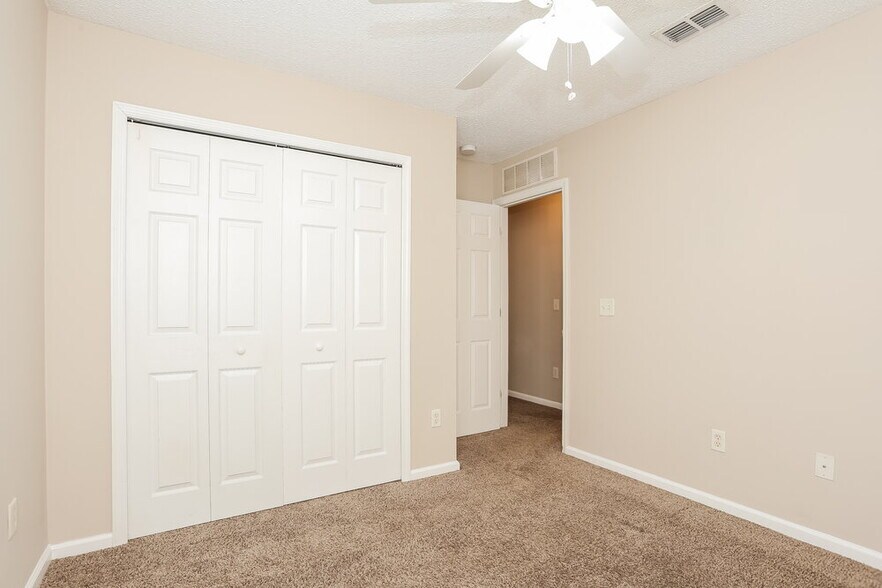 Building Photo - 1608 Guardian Dr