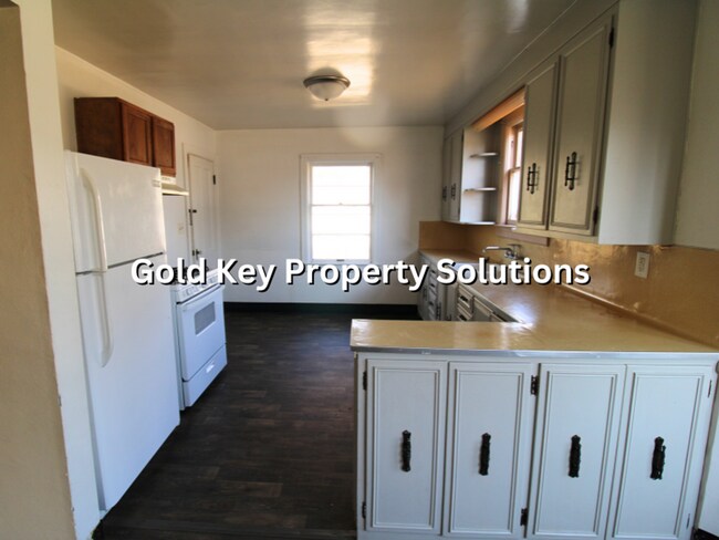 Building Photo - Limestone 2 BR 1 BA House with Basement an...