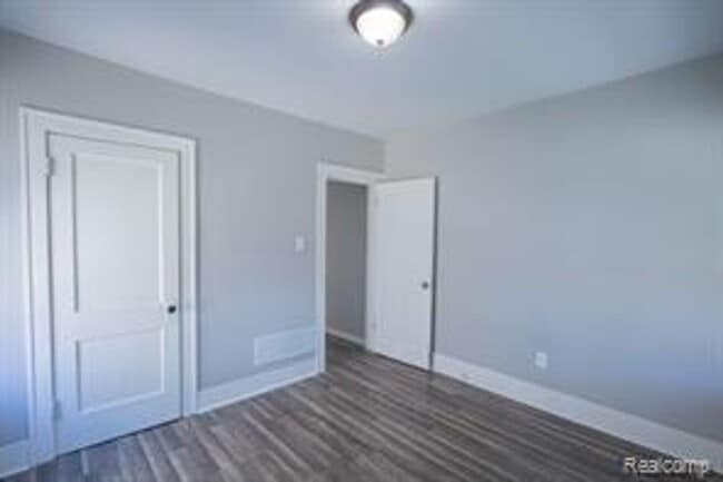 Building Photo - Amazing Ferndale home