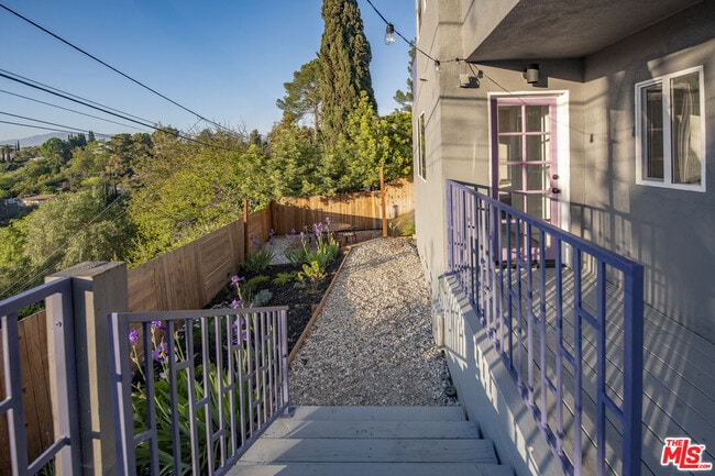 Building Photo - 1125 Oban Dr