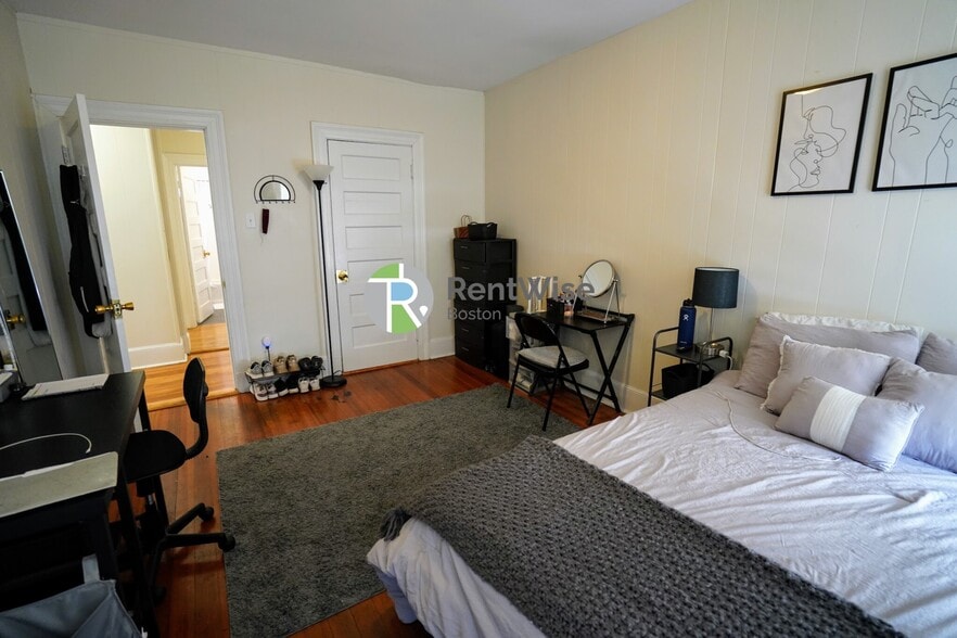 Building Photo - 3 Ashford Ct