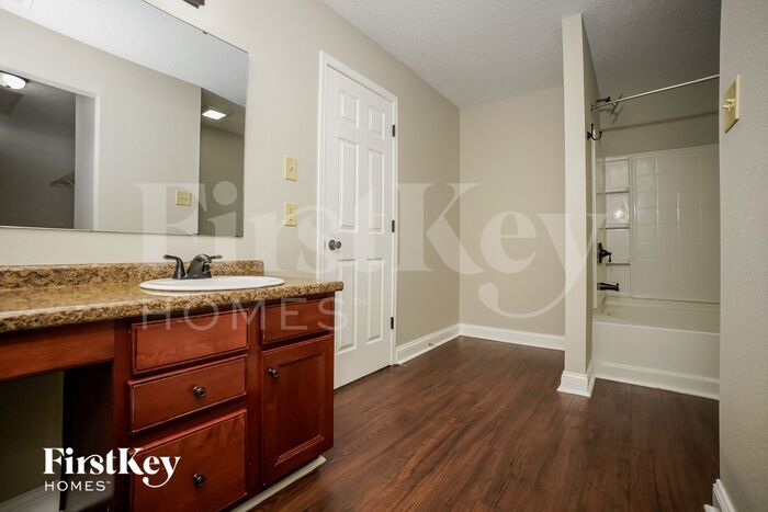 Building Photo - 9486 Lantern Ln