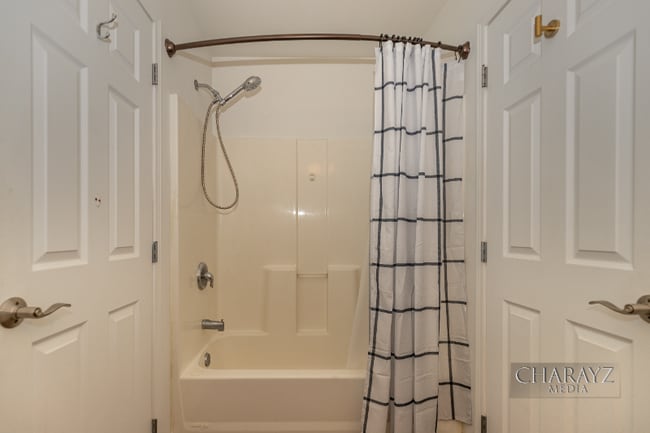 Building Photo - 2665 Bald Eagle Ct