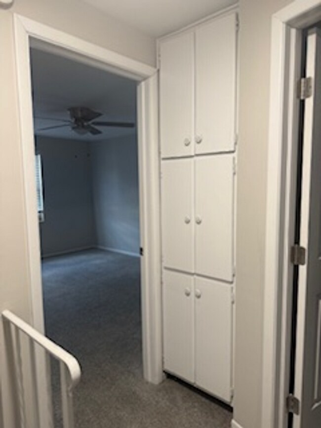 Building Photo - Semi Renovated Finished End