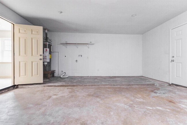 Building Photo - 5319 Ridgestone St