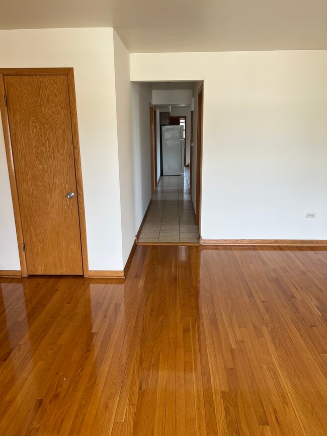 Building Photo - 2725 N 75th Ave