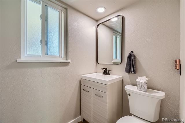 Building Photo - 7465 E Kenyon Ave