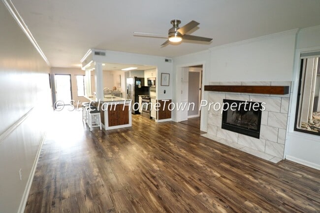 Building Photo - Waterfront Condo