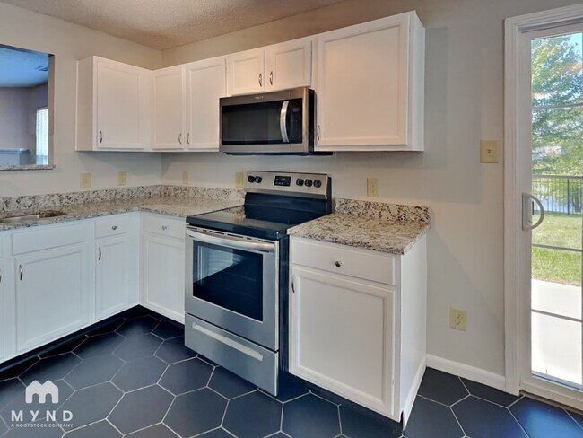 Building Photo - 8351 S Midnight Dr