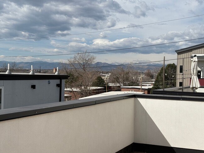Building Photo - Modern 2 Bed + Flex Townhome with Rooftop Deck Near Paco Sanchez Park & Light Rail