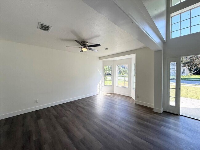 Building Photo - 2360 Coolbrook Ct