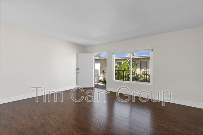 Building Photo - 271 16th Pl