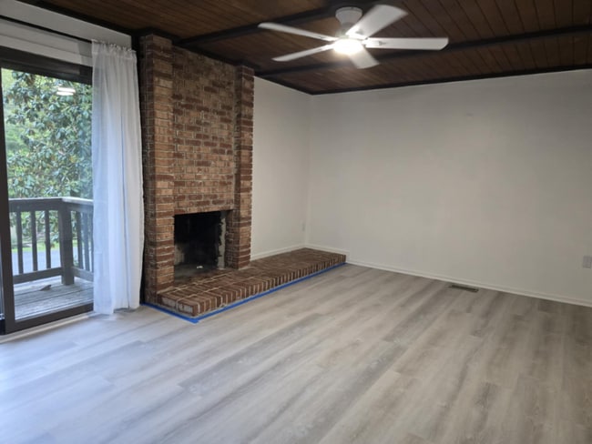 Building Photo - 6277 Occoquan Forest Dr