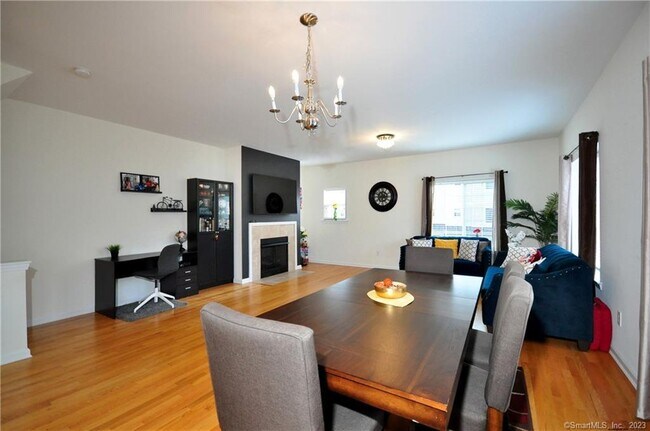 Building Photo - 192 Pepin Pl